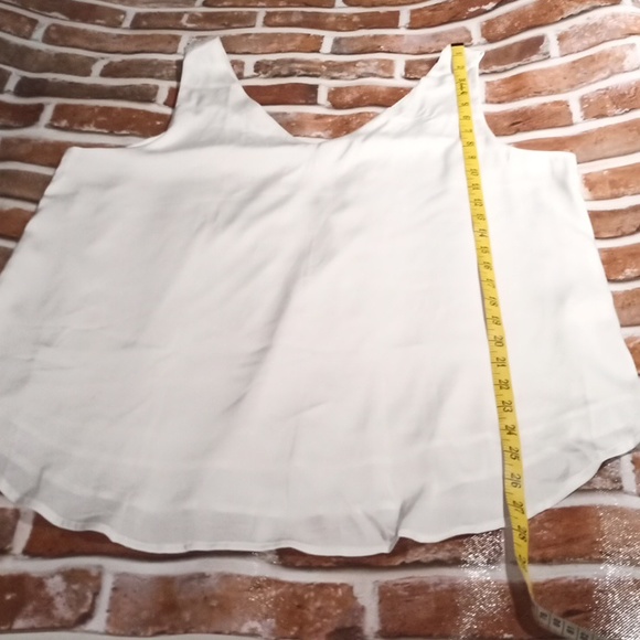 XL Like New Unbranded Silky Lined Sleeveless Camisole Top - Picture 8 of 12